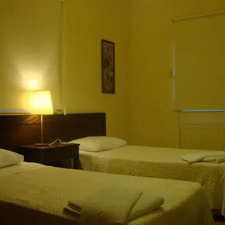 Ξενοδοχείο με διαμερίσματα Lordos Apts 4*