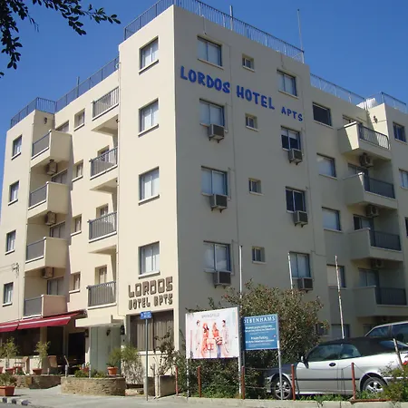 Ξενοδοχείο με διαμερίσματα Lordos Apts