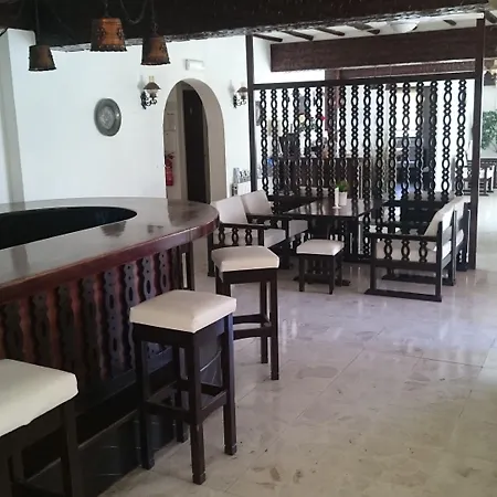 Hotel de apartamente Lordos Apts