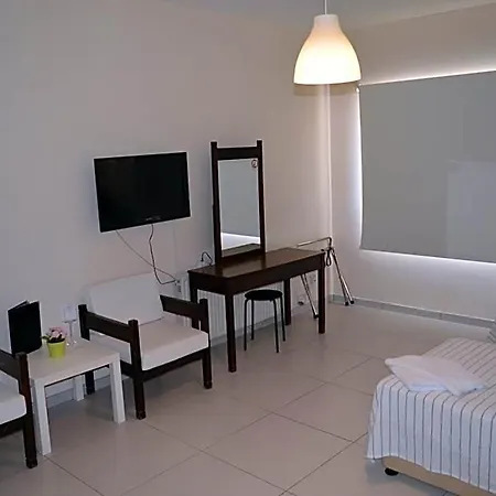 Aparthotel Lordos Apts 4*
