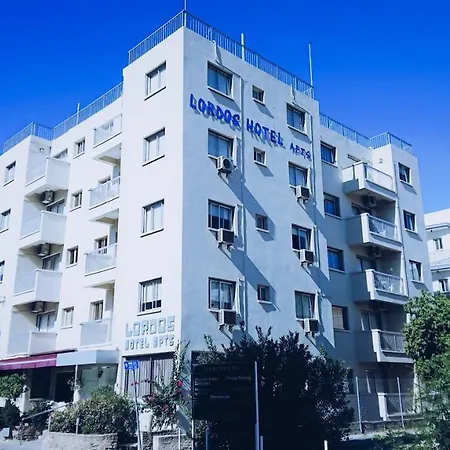 利马索尔罗德斯酒店公寓 2* 利马索尔