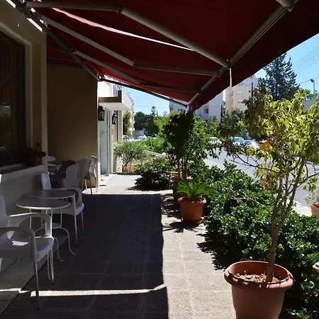 Lordos Apts Ξενοδοχείο με διαμερίσματα Λεμεσός