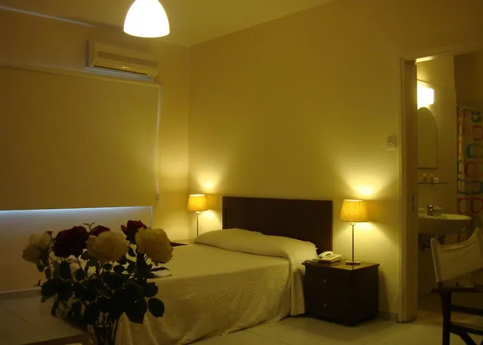 Aparthotel Lordos Apts