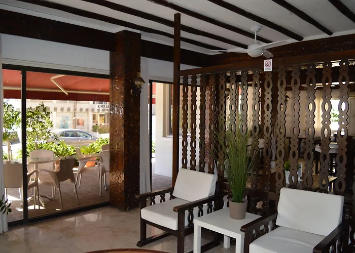 Aparthotel Lordos Apts 4*