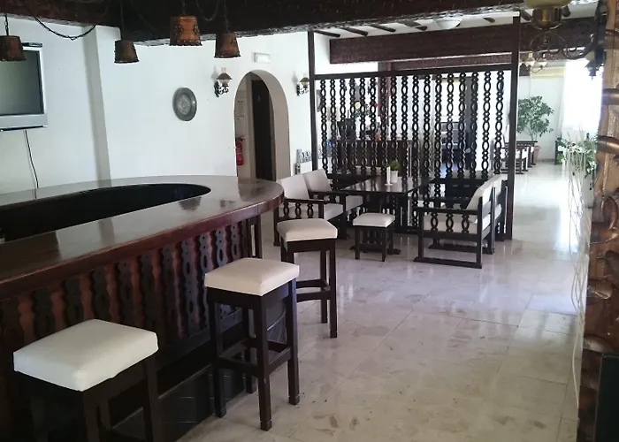 Aparthotel Lordos Apts