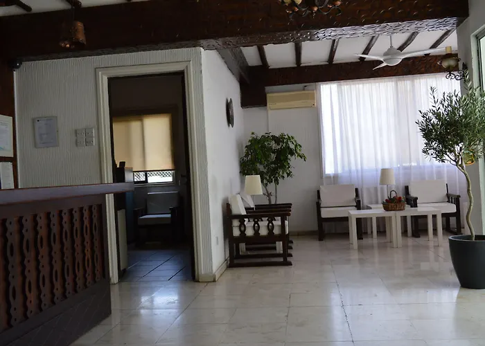 Lordos Apts Aparthotel 4*