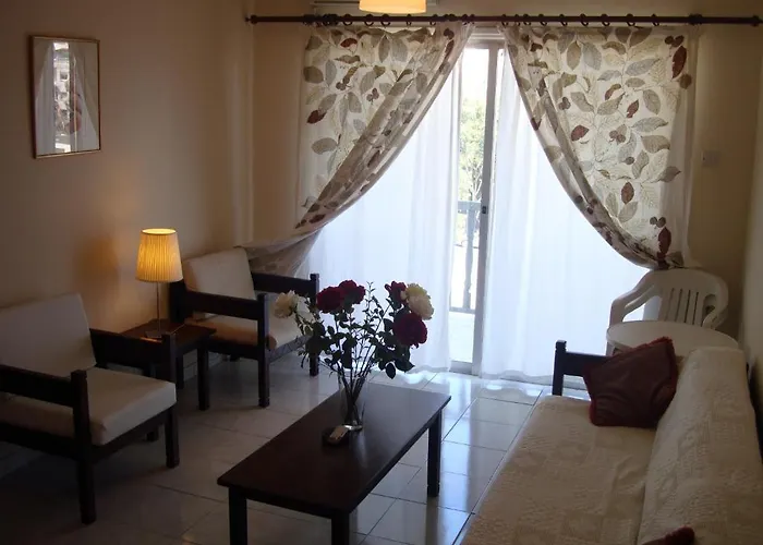 Aparthotel Lordos Apts 4*